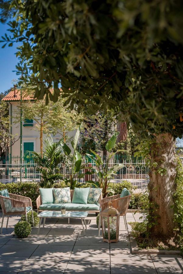 Hotel Embassy Риччоне Экстерьер фото